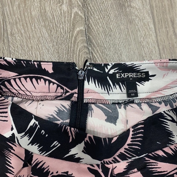 flare skirt - Picture 2 of 2